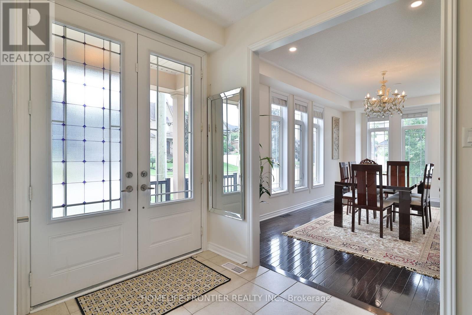 3 Pavarotti Street, Richmond Hill, Ontario  L4E 0R5 - Photo 6 - N12024178