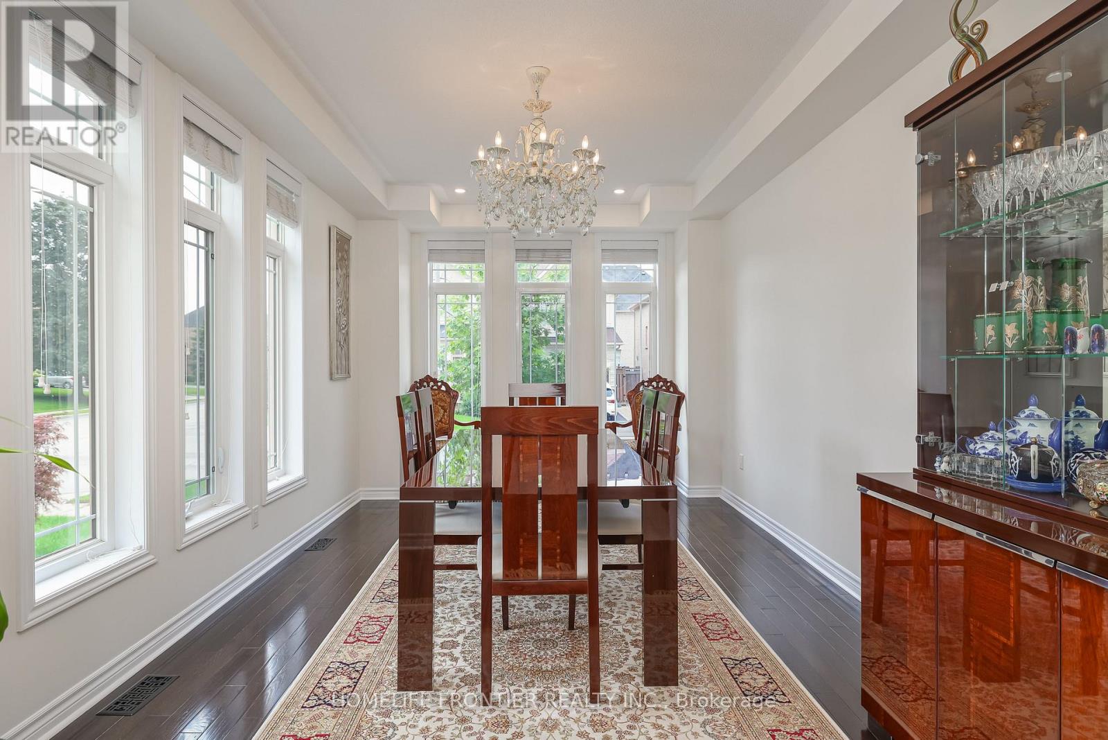 3 Pavarotti Street, Richmond Hill, Ontario  L4E 0R5 - Photo 7 - N12024178