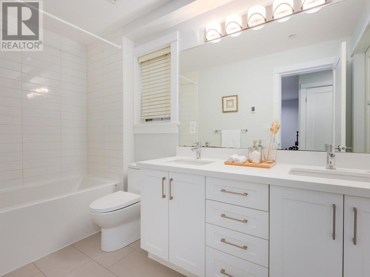 435 Vernon Drive, Vancouver, British Columbia  V6A 3N4 - Photo 14 - R2978627