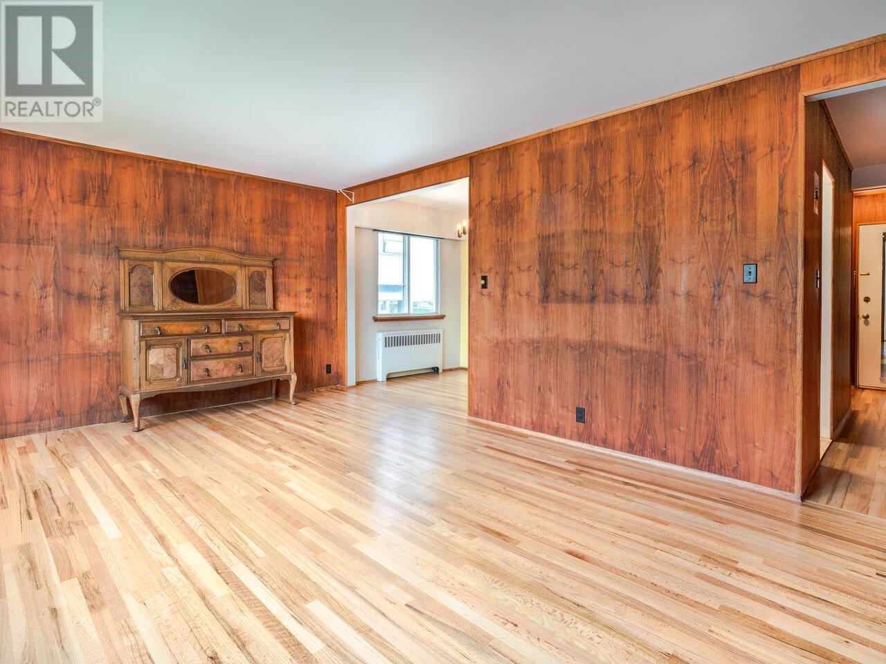Listing Picture 4 of 21 : 101 1590 W 10TH AVENUE, Vancouver / 溫哥華 - 魯藝地產 Yvonne Lu Group - MLS Medallion Club Member