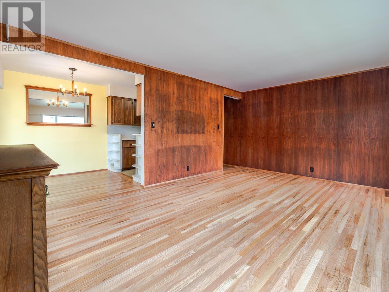 Listing Picture 6 of 21 : 101 1590 W 10TH AVENUE, Vancouver / 溫哥華 - 魯藝地產 Yvonne Lu Group - MLS Medallion Club Member