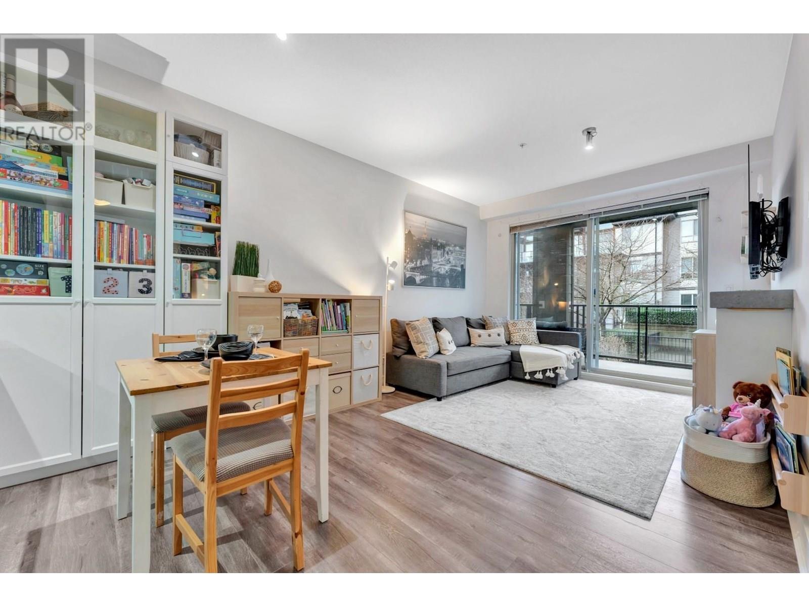 308 7478 Byrnepark Walk, Burnaby, British Columbia  V3N 0B5 - Photo 9 - R2978663