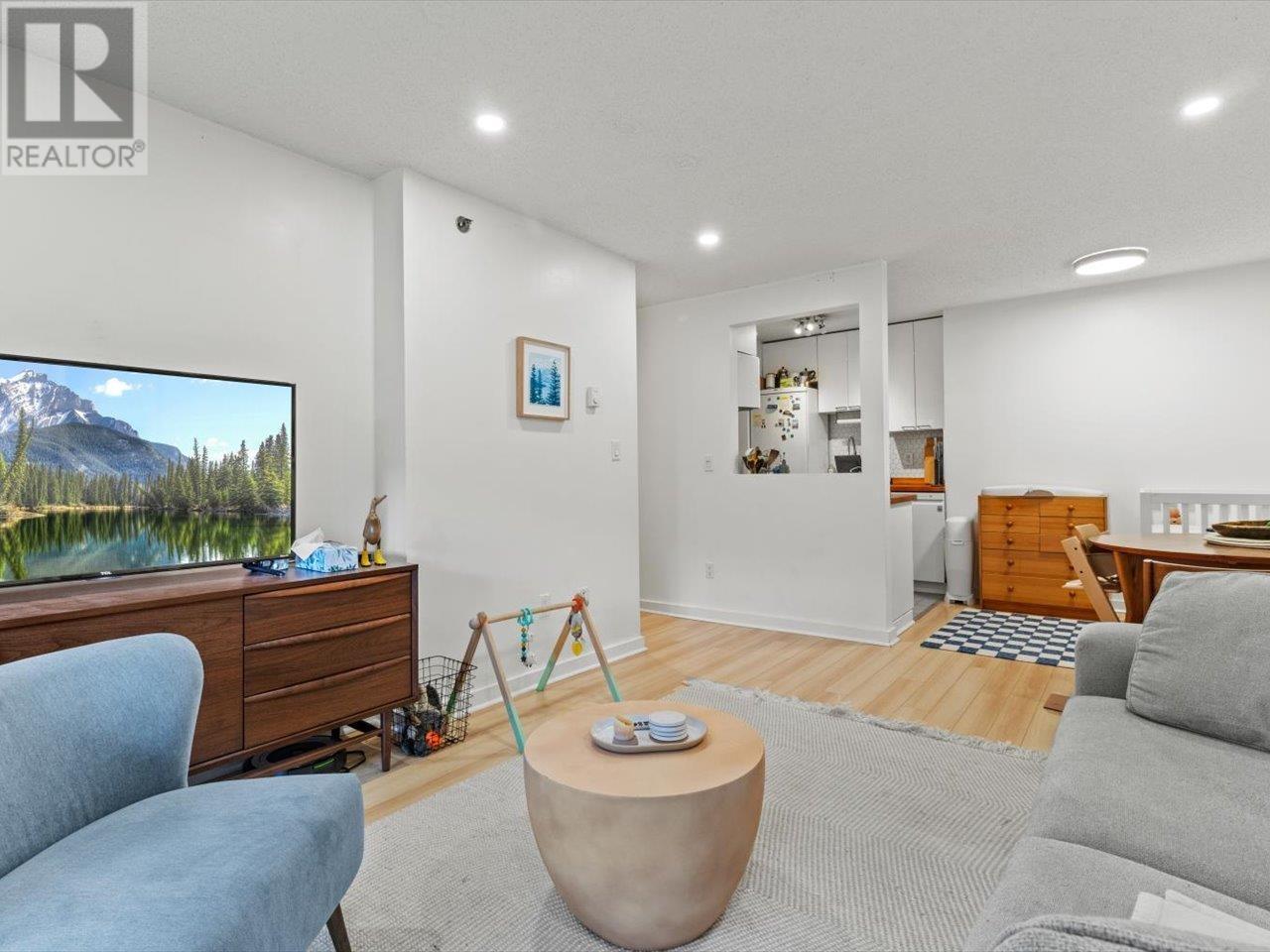 107 825 E 7th Avenue, Vancouver, British Columbia  V5T 1P4 - Photo 3 - R2978687