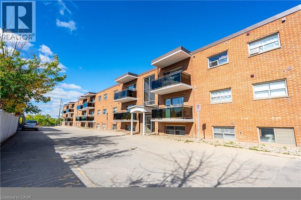 264 Oakdale Avenue Unit# 102, St. Catharines, Ontario  L2P 2K4 - Photo 28 - 40707024