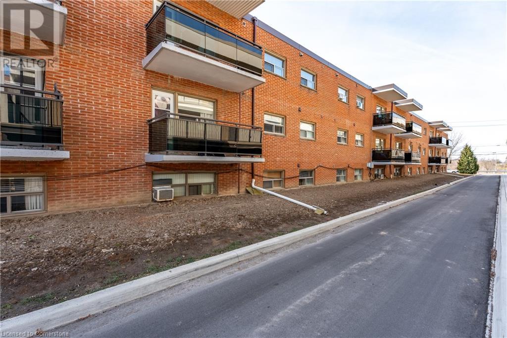 264 Oakdale Avenue Unit# 102, St. Catharines, Ontario  L2P 2K4 - Photo 30 - 40707024