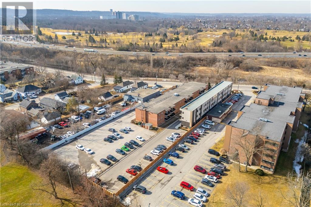 264 Oakdale Avenue Unit# 102, St. Catharines, Ontario  L2P 2K4 - Photo 33 - 40707024