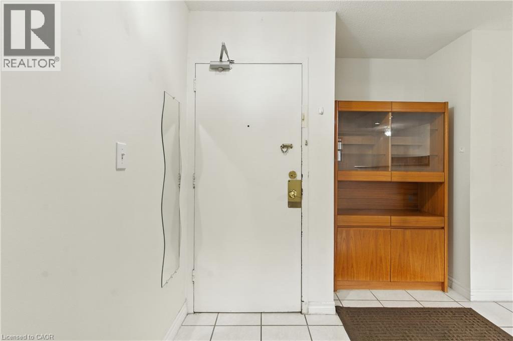 264 Oakdale Avenue Unit# 102, St. Catharines, Ontario  L2P 2K4 - Photo 4 - 40707024