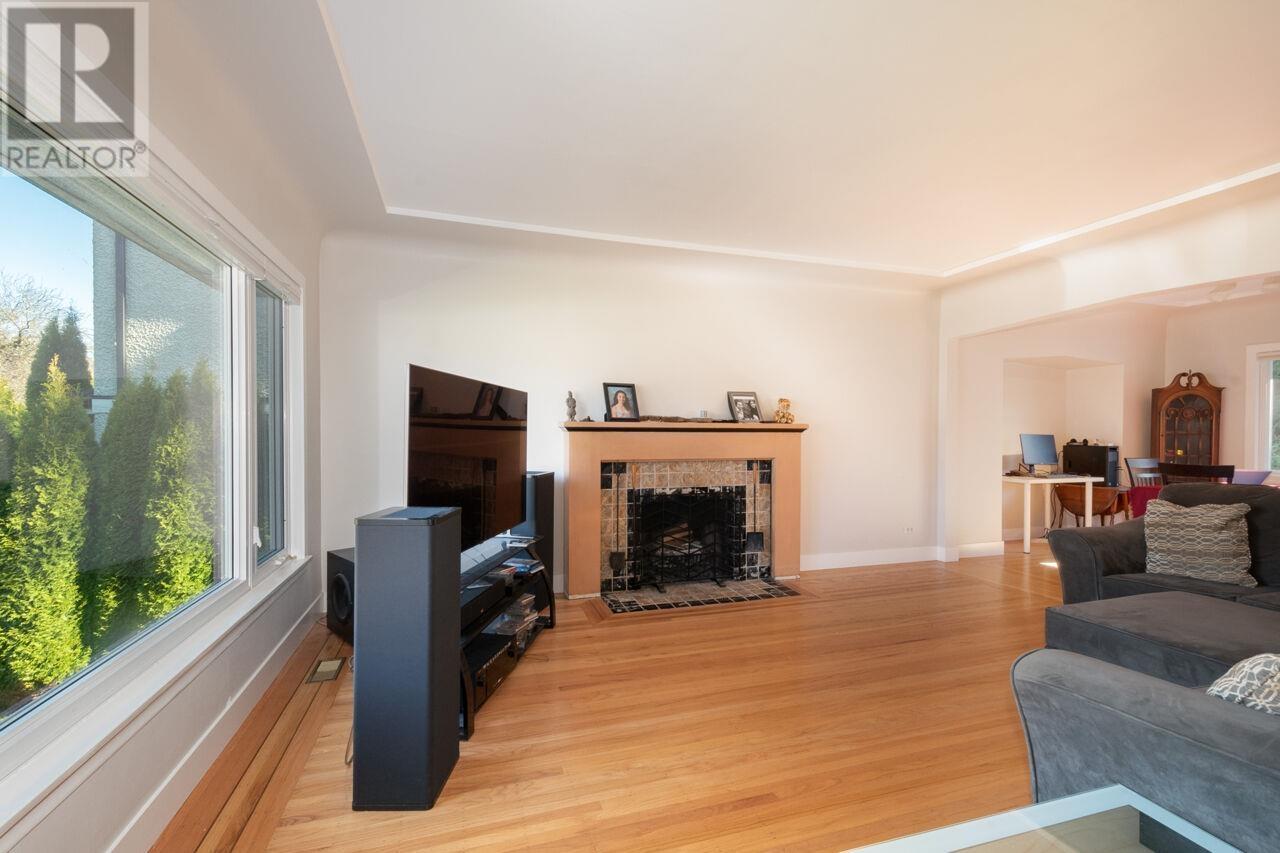 3856 W 3rd Avenue, Vancouver, British Columbia  V6R 1M4 - Photo 3 - R2978652