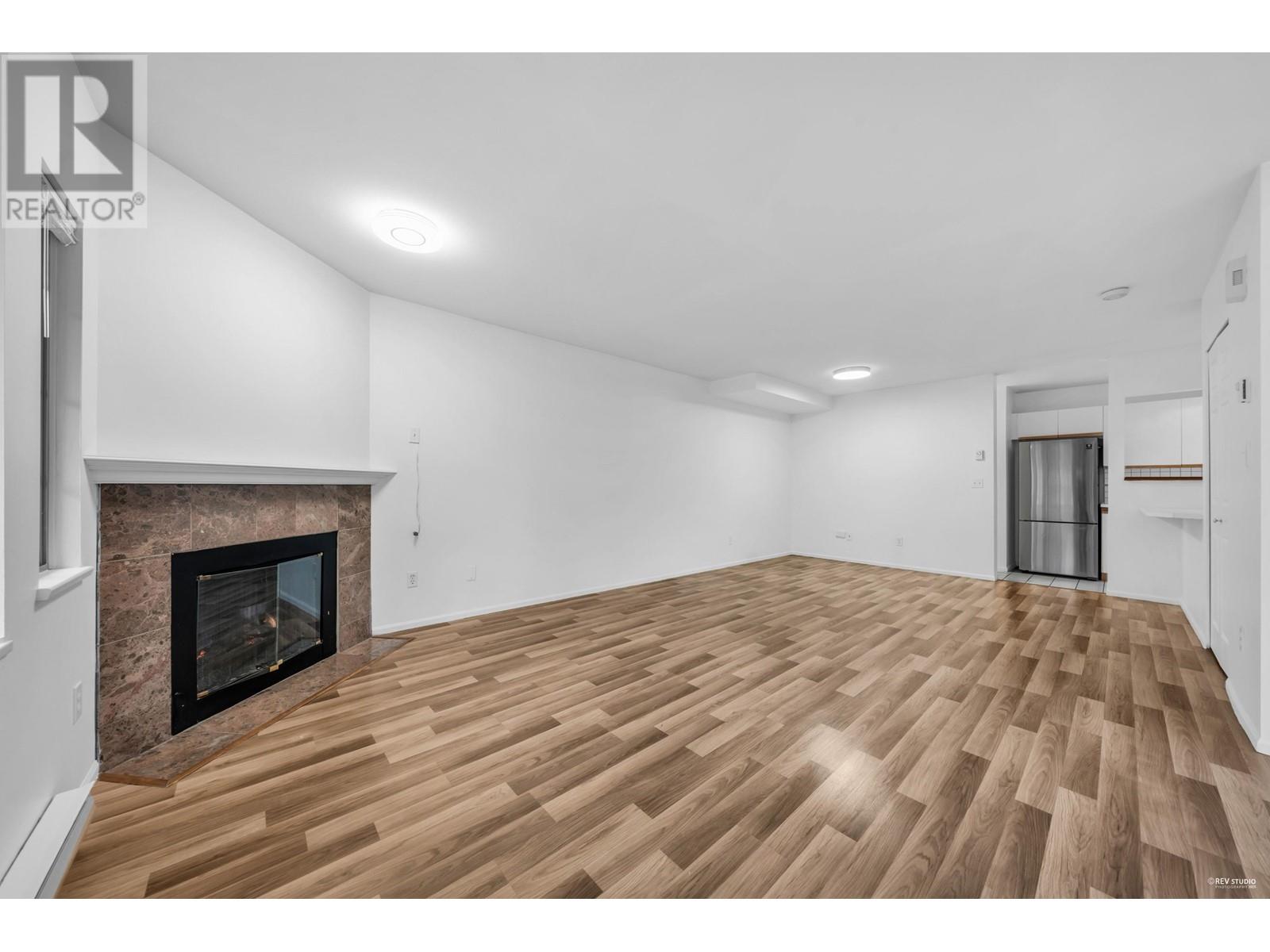 21 355 Duthie Avenue, Burnaby, British Columbia  V5A 2P3 - Photo 5 - R2976353
