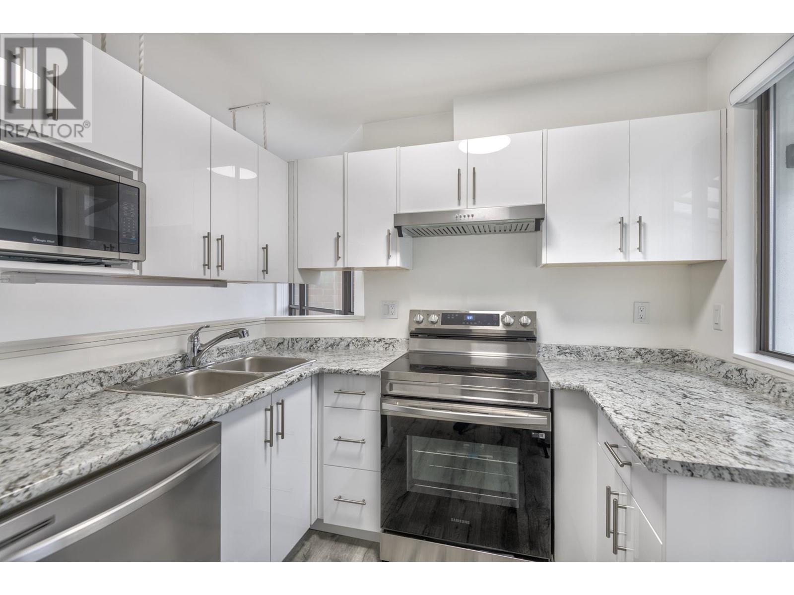 118 811 W 7th Avenue, Vancouver, British Columbia  V5Z 1C2 - Photo 6 - R2978564