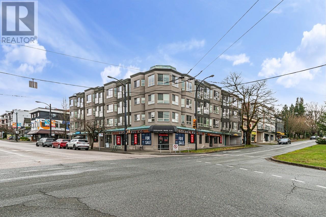 201 3615 W 17TH AVENUE, Vancouver, British Columbia