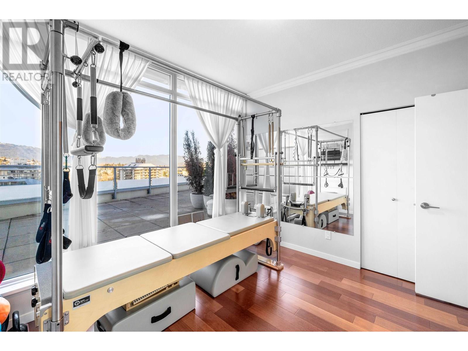 Listing Picture 29 of 40 : 3103 2133 DOUGLAS ROAD, Burnaby / 本拿比 - 魯藝地產 Yvonne Lu Group - MLS Medallion Club Member
