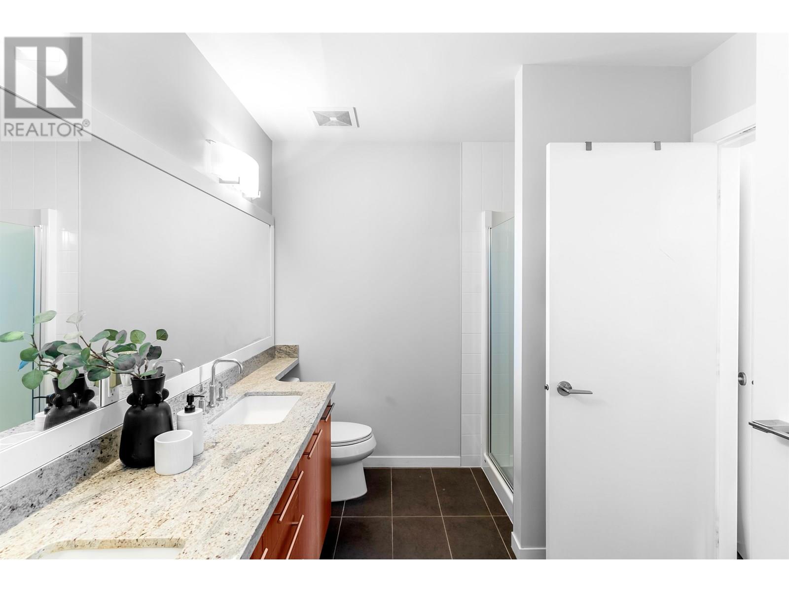 Listing Picture 27 of 40 : 3103 2133 DOUGLAS ROAD, Burnaby / 本拿比 - 魯藝地產 Yvonne Lu Group - MLS Medallion Club Member