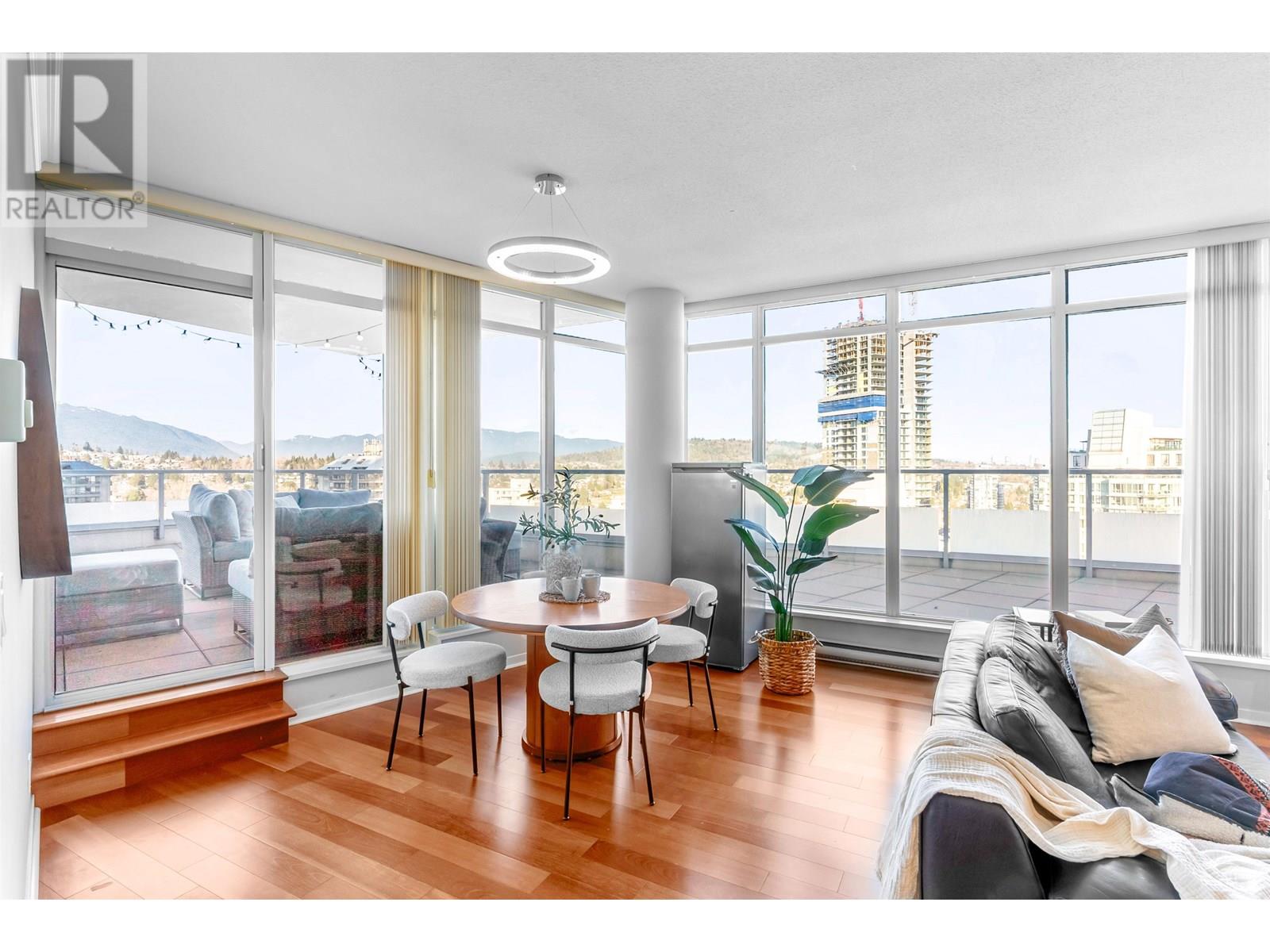Listing Picture 6 of 40 : 3103 2133 DOUGLAS ROAD, Burnaby / 本拿比 - 魯藝地產 Yvonne Lu Group - MLS Medallion Club Member