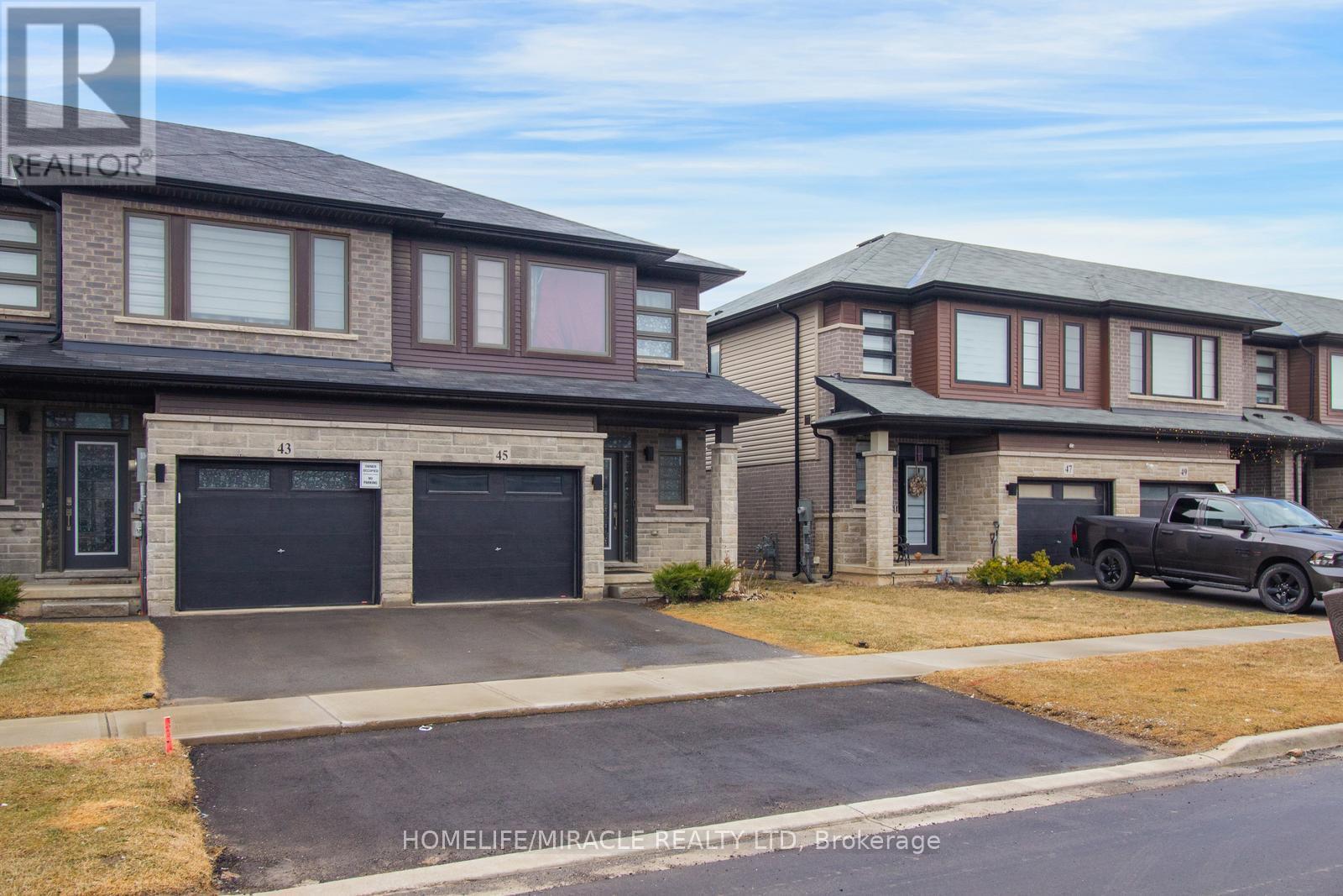 Property at 45 JUNE CALLWOOD WAY image 3
