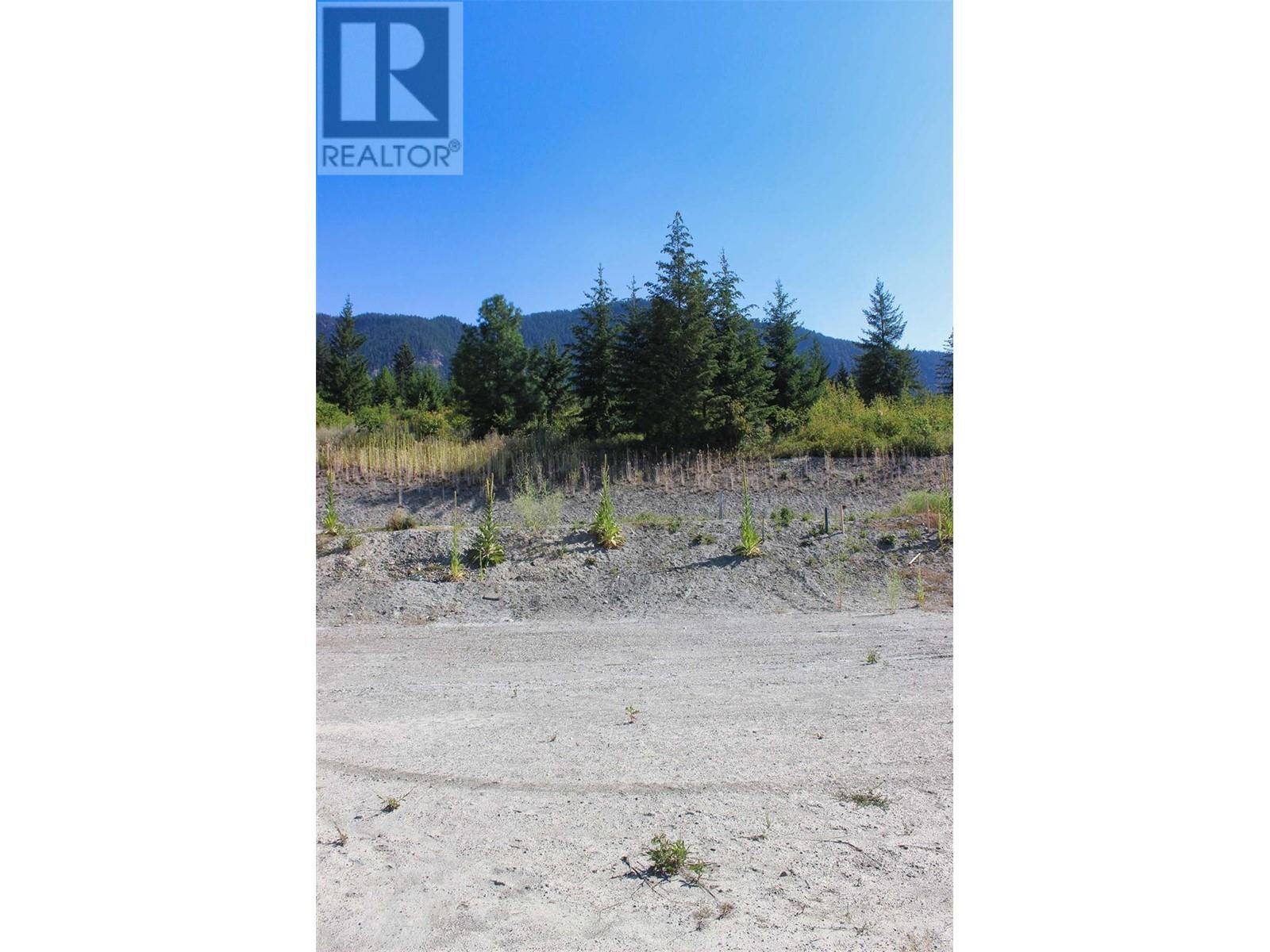 Property at 3648 Braelyn Road Unit# 01 image 4