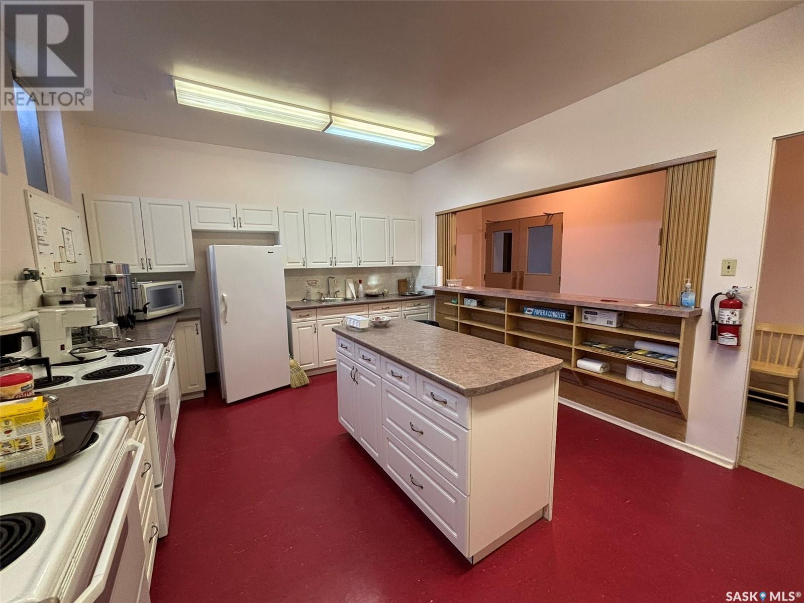 1401 98th Street, North Battleford, Saskatchewan  S9A 0M3 - Photo 13 - SK999057