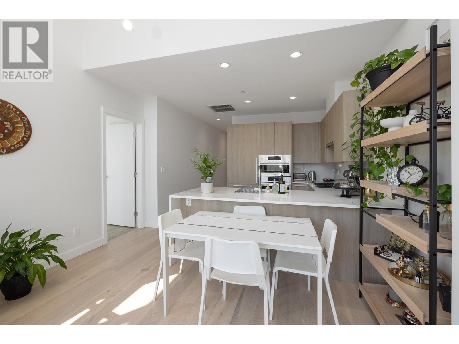 307 1295 Conifer Street, North Vancouver, British Columbia  V7J 0B4 - Photo 10 - R2965166