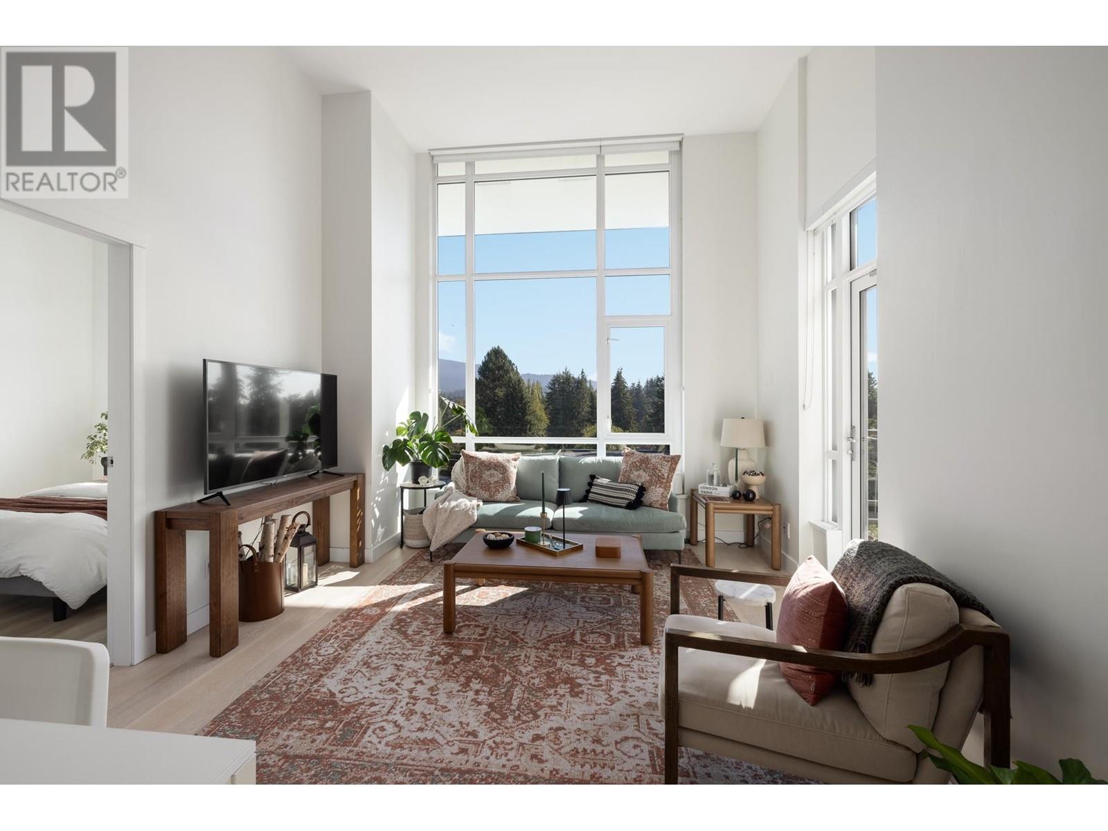307 1295 Conifer Street, North Vancouver, British Columbia  V7J 0B4 - Photo 2 - R2965166