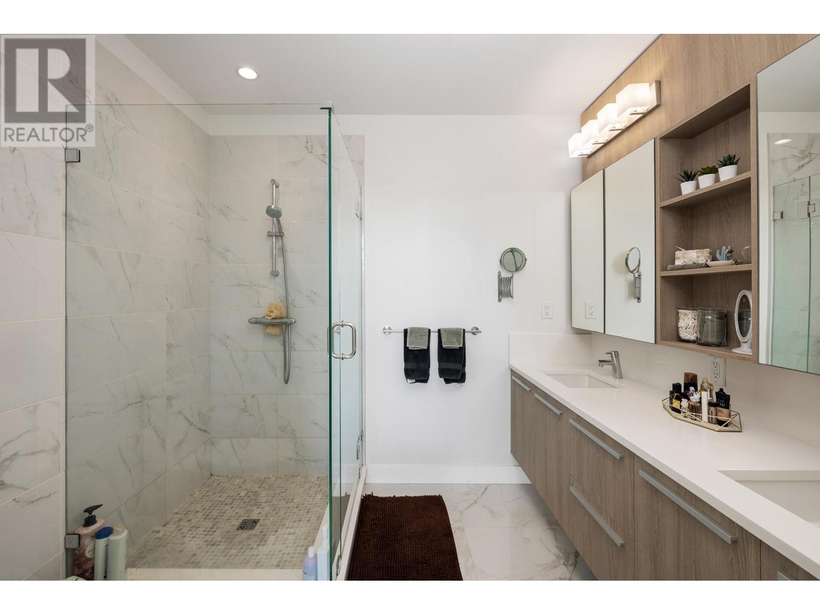 307 1295 Conifer Street, North Vancouver, British Columbia  V7J 0B4 - Photo 16 - R2965166