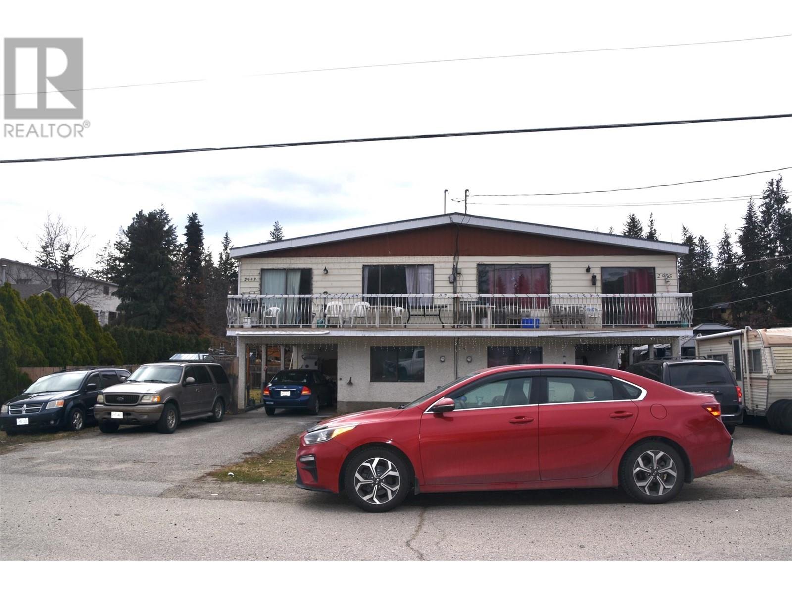 2953 - 2955 & Mccann Court, Glenrosa, West Kelowna 