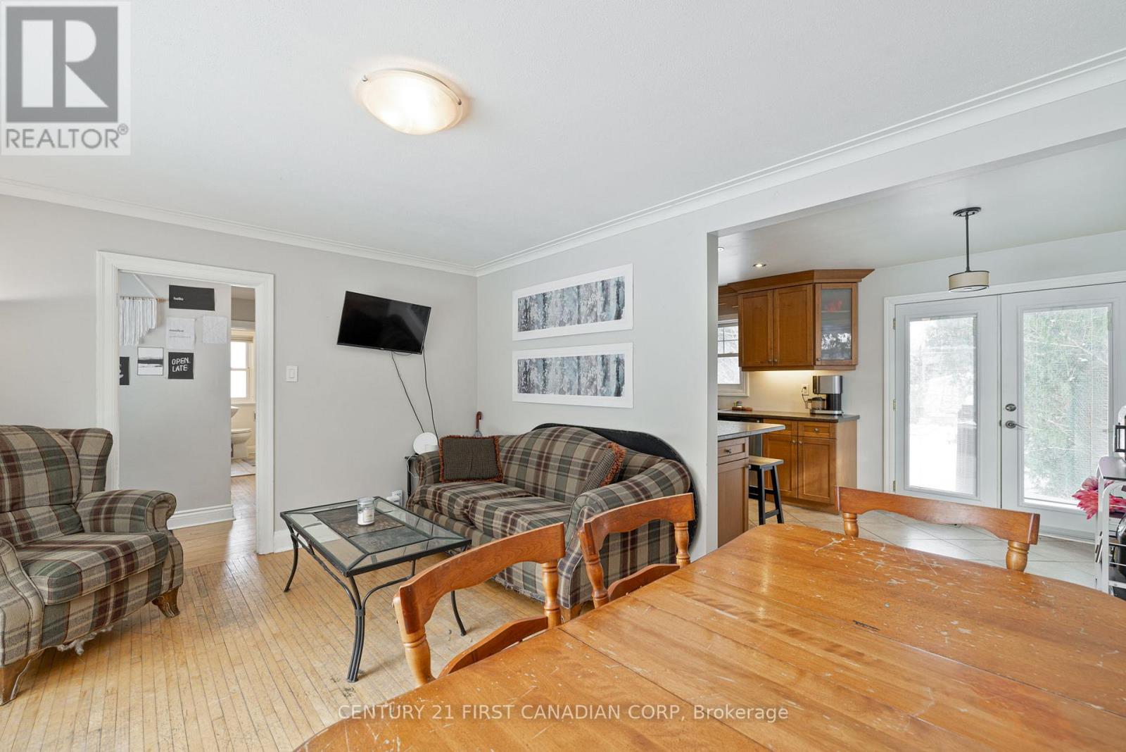 Photo 8 of 39 for 74 Barker Street