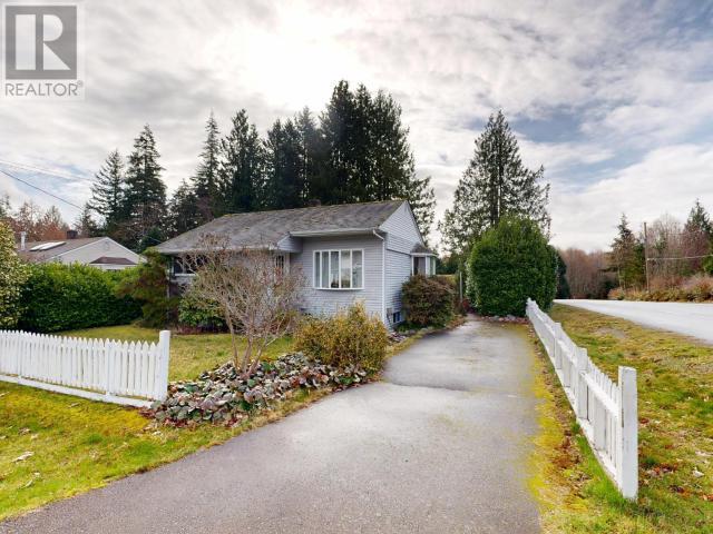 Property at 6618 DRAKE STREET image 1