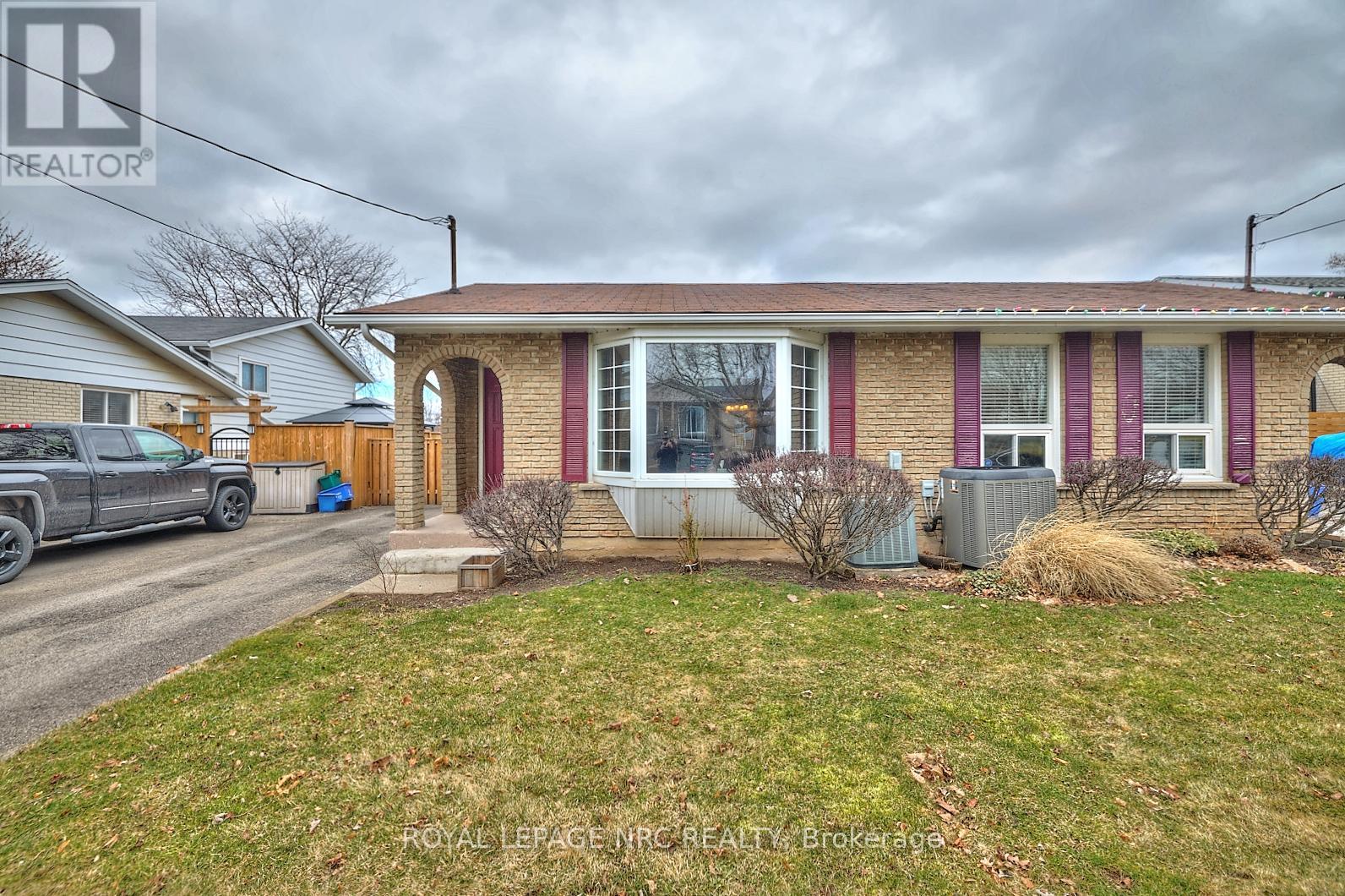 Property at 45 GREEN MAPLE DRIVE image 2