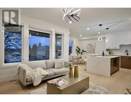 104 942 STEWART AVENUE, Coquitlam, British Columbia