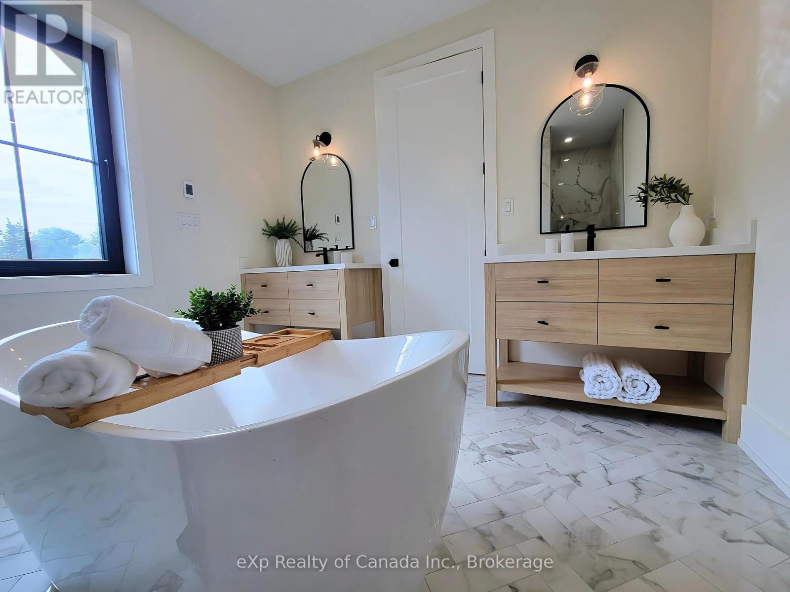 33 August Crescent, Norwich, Ontario  N0J 1R0 - Photo 24 - X12024452
