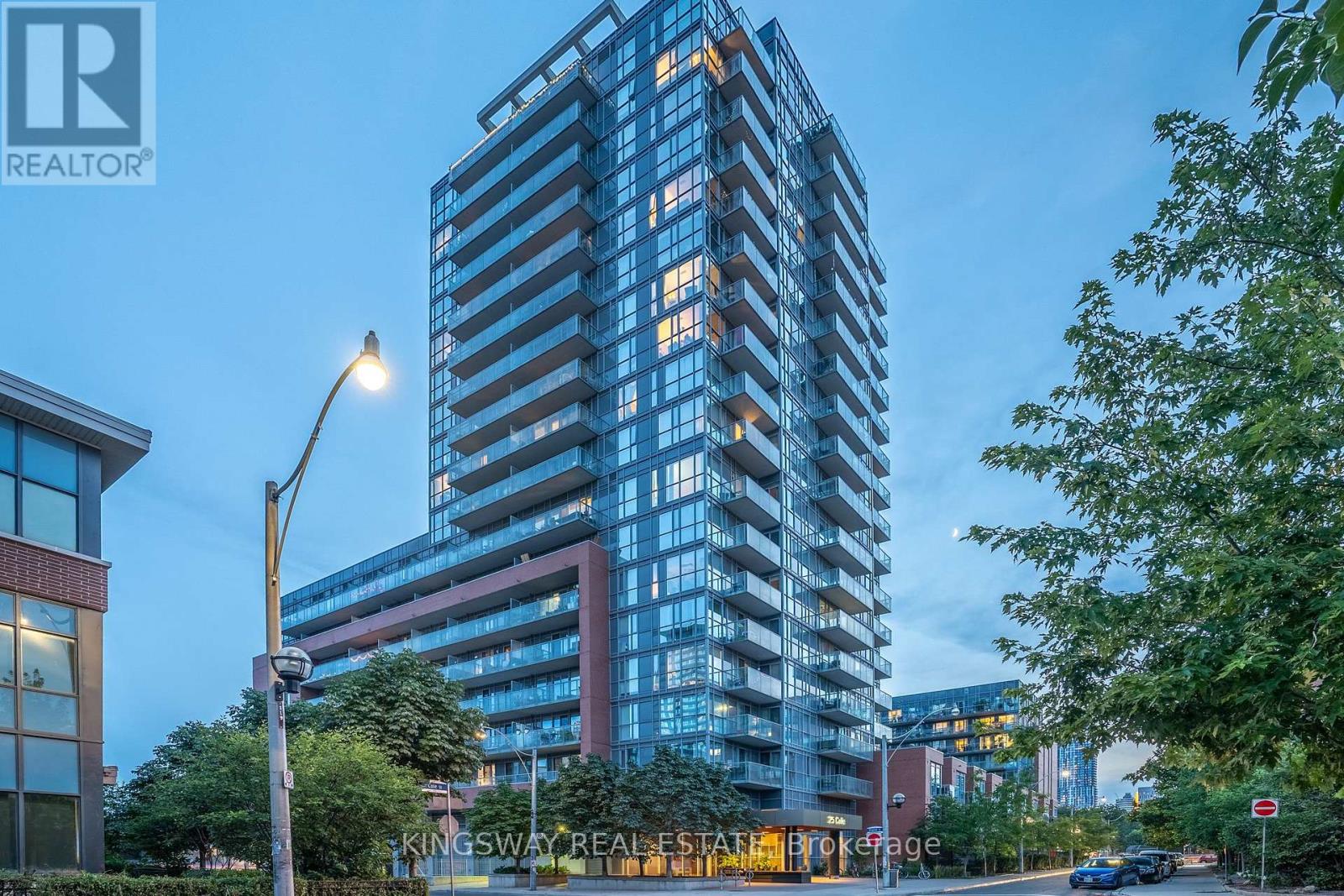 1709 - 25 Cole Street, Toronto, Ontario  M5A 4M3 - Photo 2 - C12024572