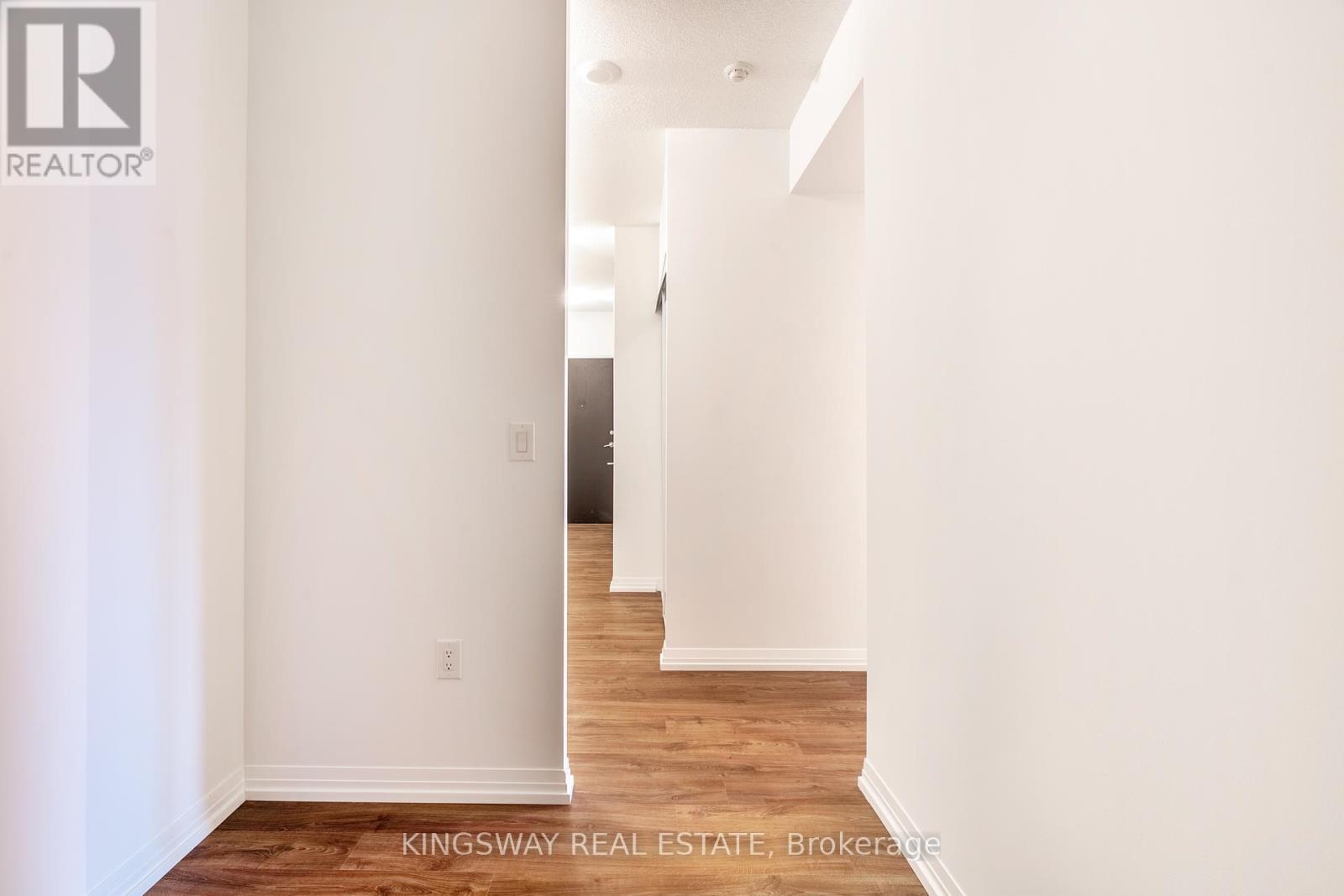 1709 - 25 Cole Street, Toronto, Ontario  M5A 4M3 - Photo 6 - C12024572