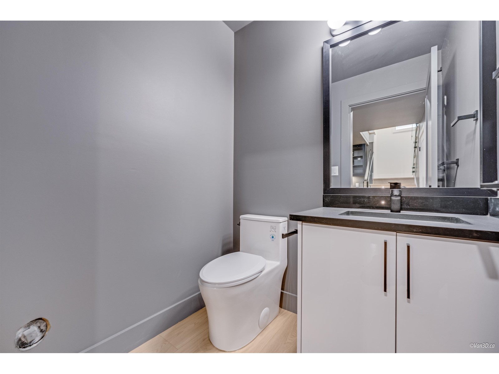 20243 27 Avenue, Langley, British Columbia  V2Z 0B6 - Photo 31 - R2978382