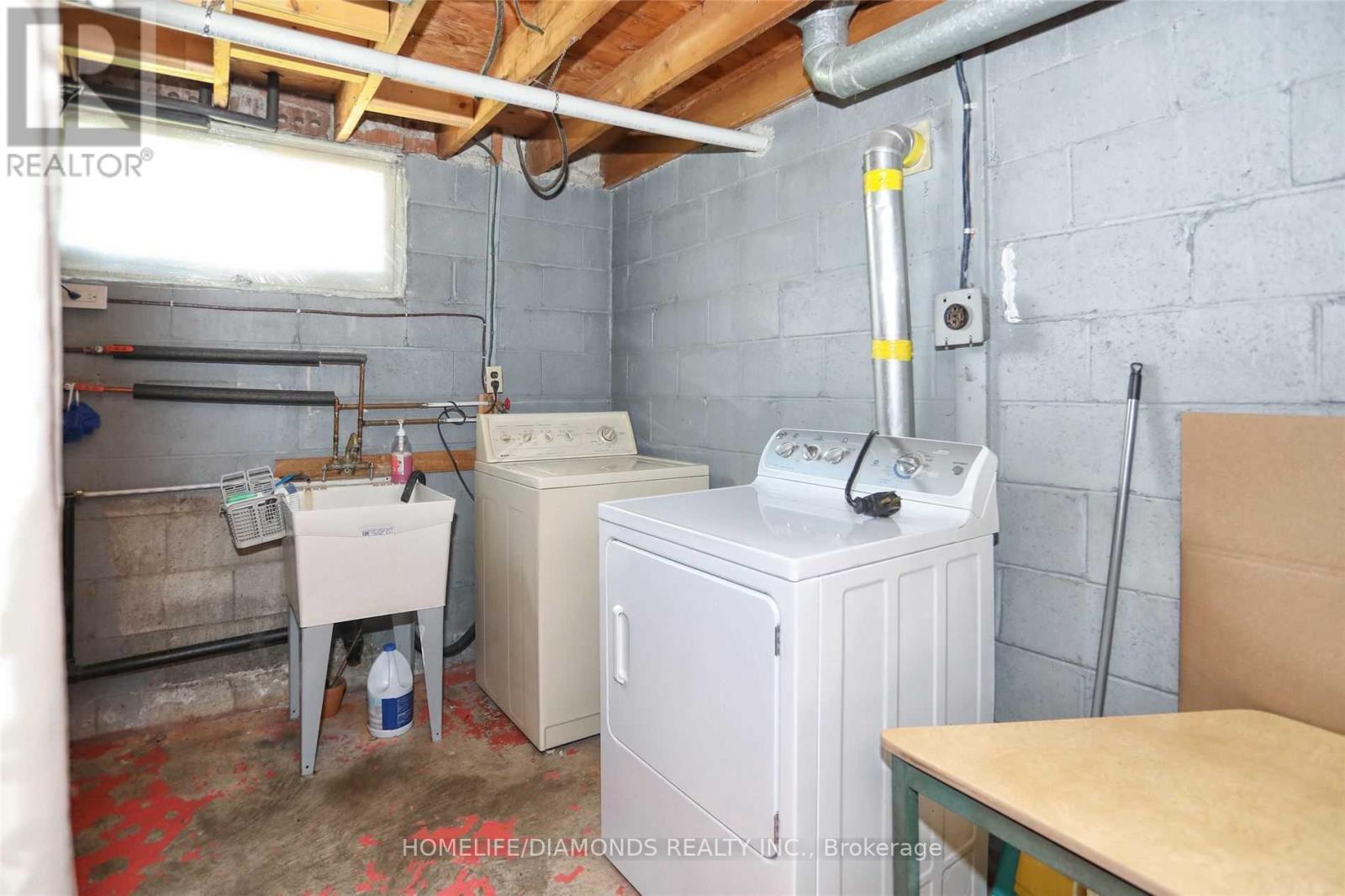 35 York Street, Mississauga, Ontario  L4T 3M4 - Photo 26 - W12024539