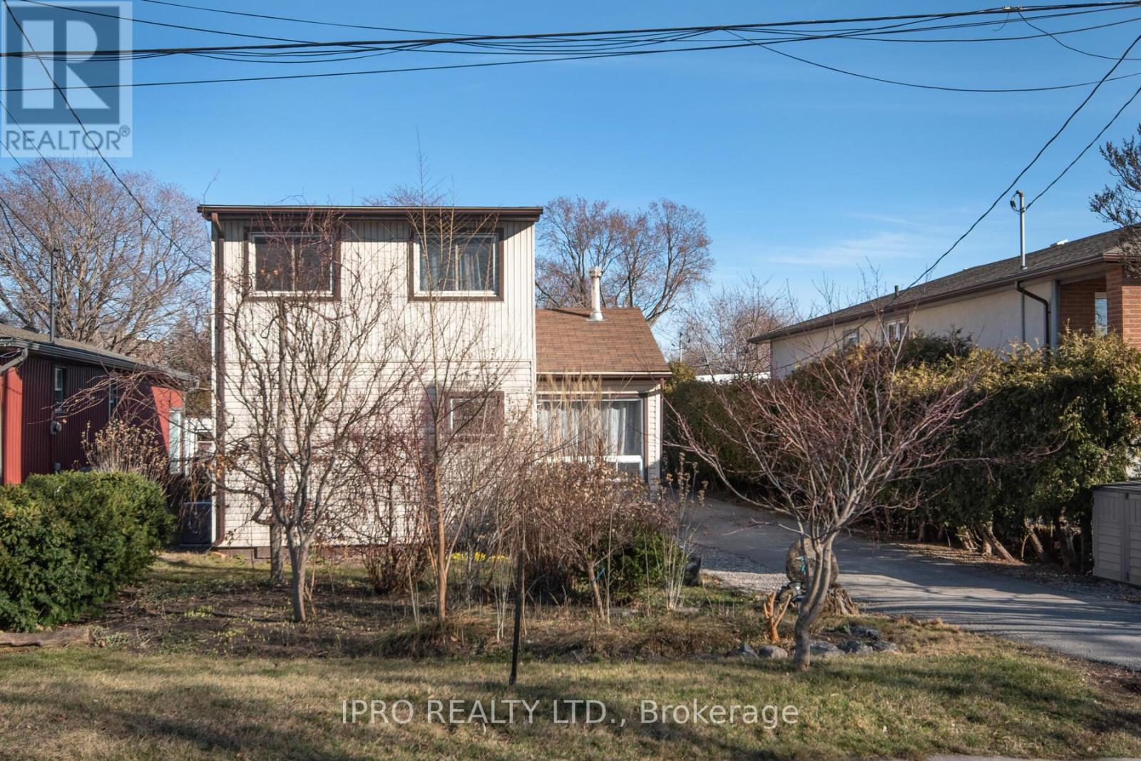 74 PINELANDS AVENUE, Hamilton, Ontario