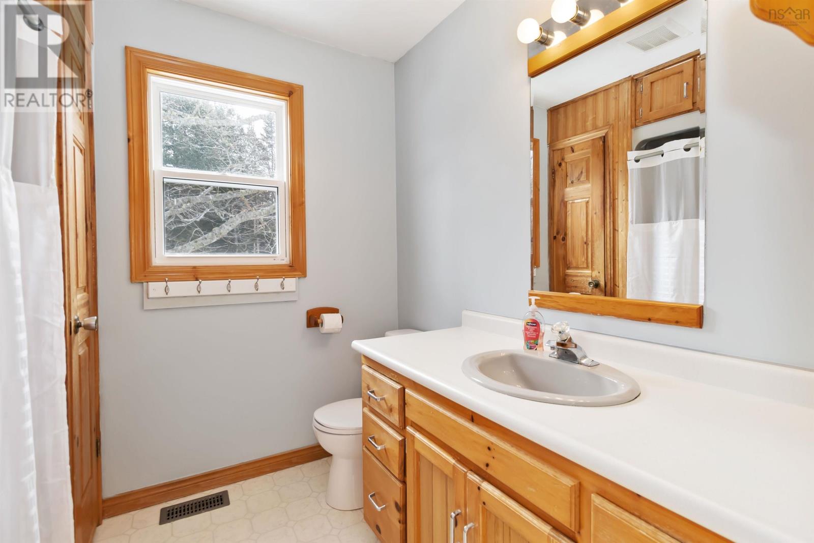 111 Nafthal Drive, Bridgewater, Nova Scotia  B4V 3J7 - Photo 37 - 202503375