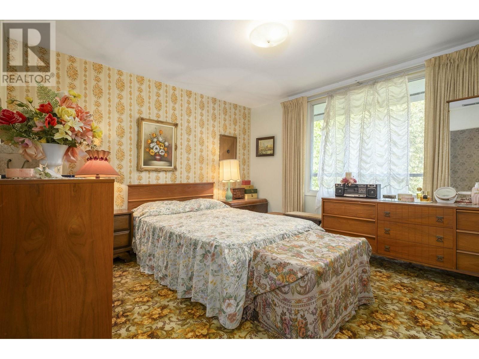 1950 Alderlynn Drive, North Vancouver, British Columbia  V7J 2S9 - Photo 13 - R2978435