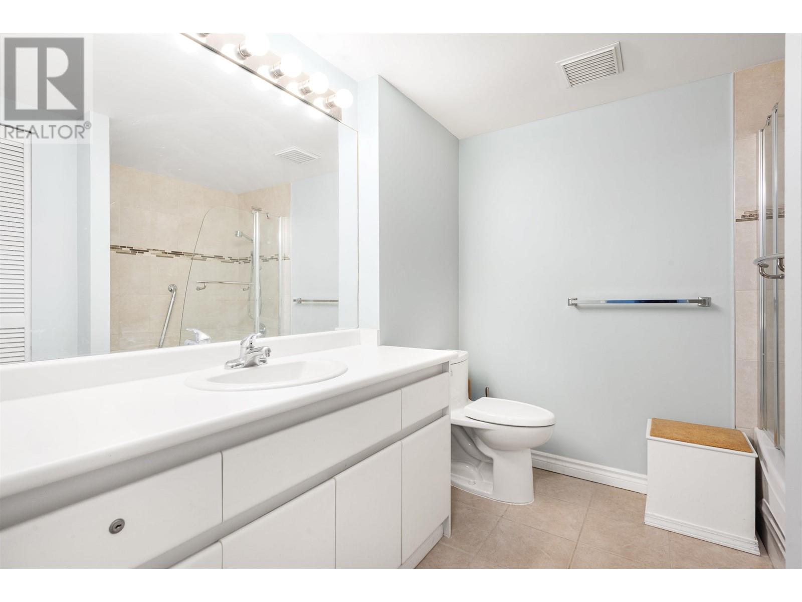 202 410 Carnarvon Street, New Westminster, British Columbia  V3L 5N9 - Photo 13 - R2978694