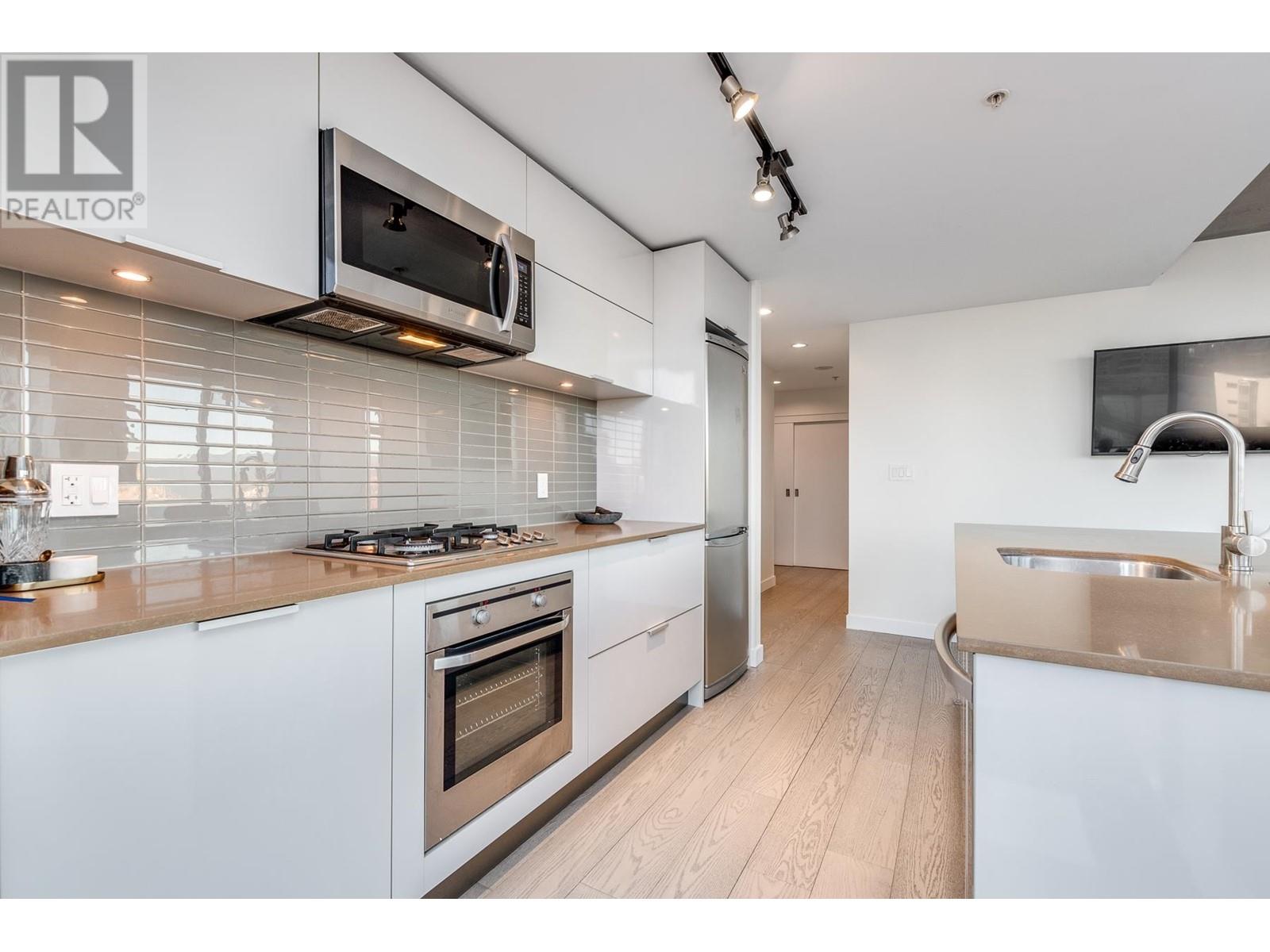 120x 108 W Cordova, Vancouver, British Columbia  V5L 3K8 - Photo 5 - R2978722