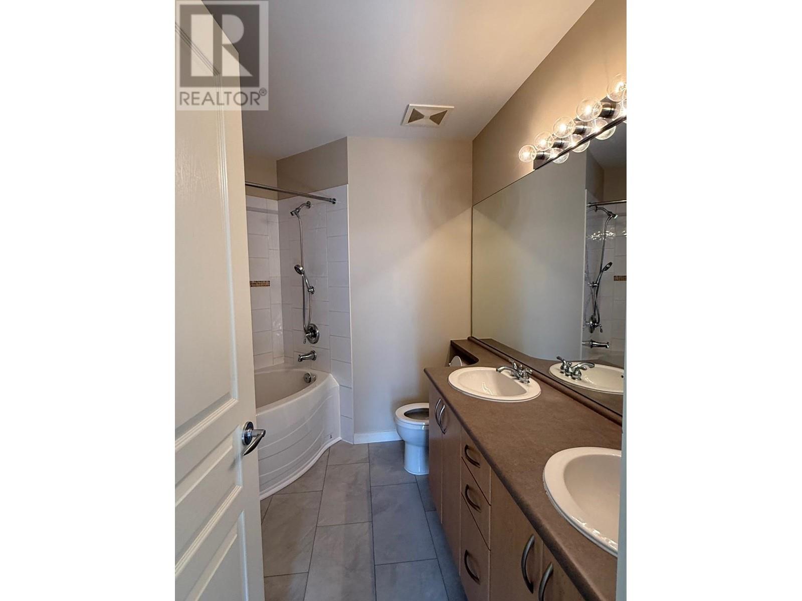 404 2988 Silver Springs Boulevard, Coquitlam, British Columbia  V3E 3R6 - Photo 16 - R2978758
