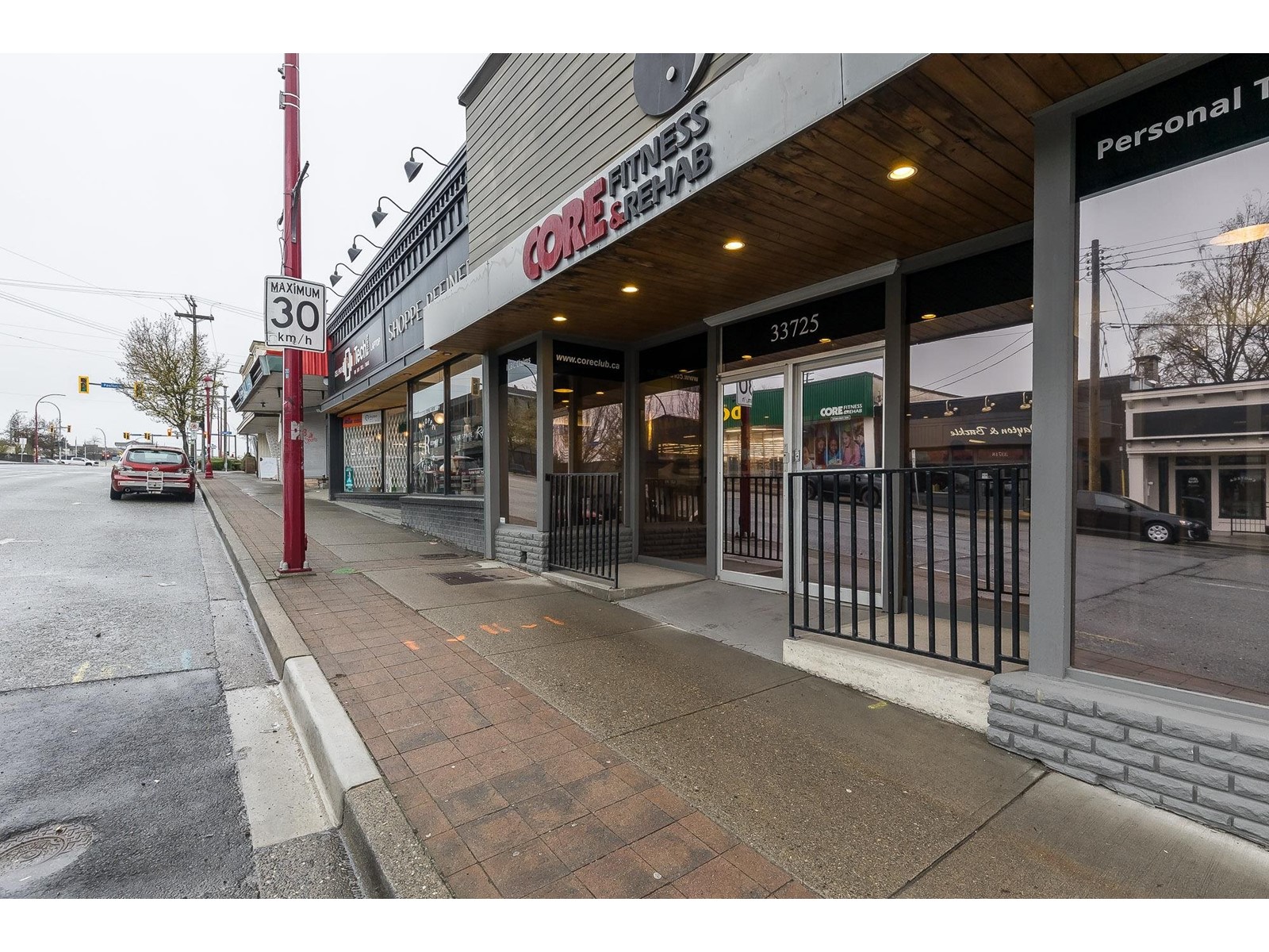 Property at 33725 ESSENDENE AVENUE image 5