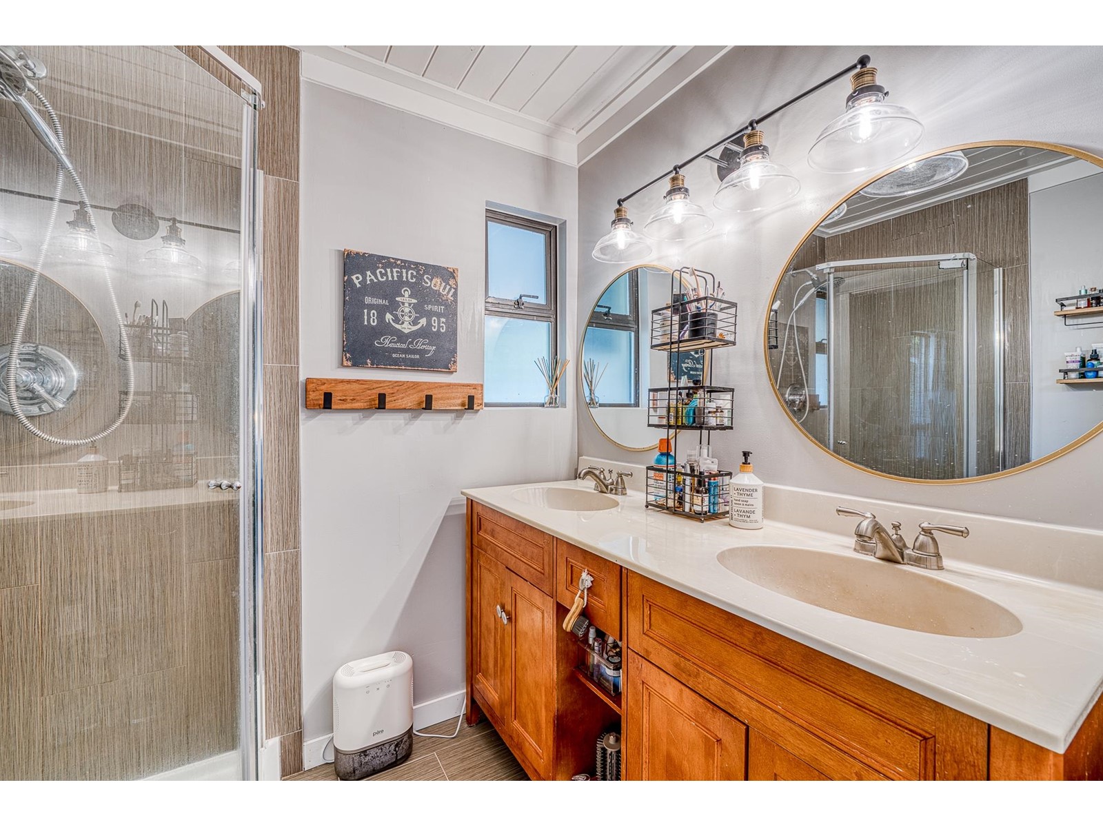 15461 Roper Avenue, White Rock, British Columbia  V4B 2G4 - Photo 22 - R2978789