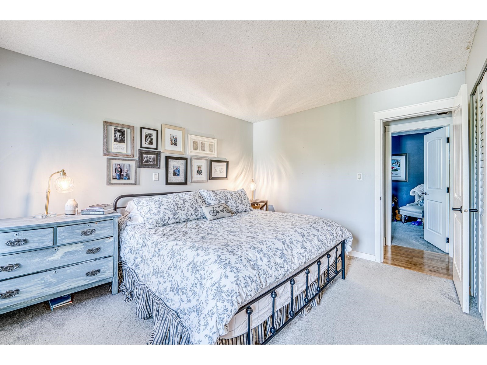 15461 Roper Avenue, White Rock, British Columbia  V4B 2G4 - Photo 20 - R2978789