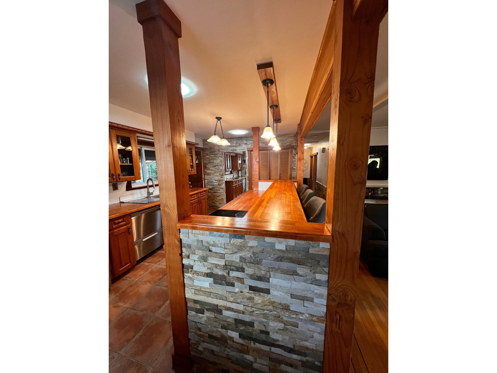 11082 146th Street, Surrey, British Columbia  V3R 3V1 - Photo 10 - R2978180