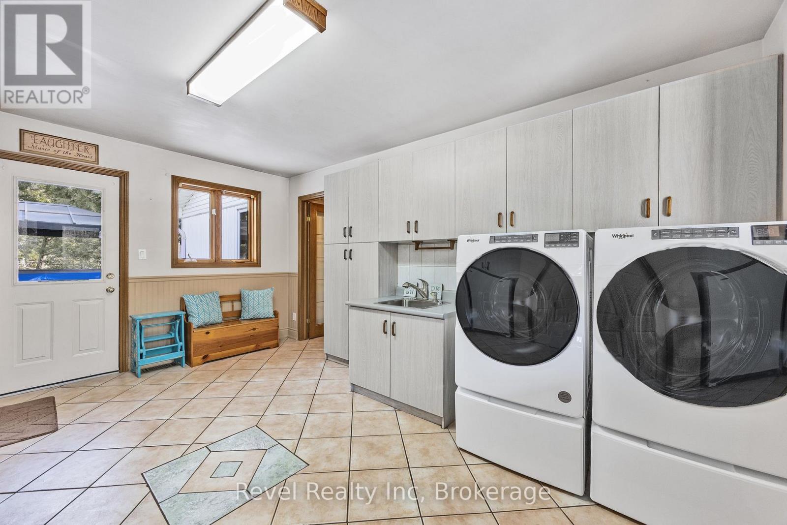619 Pennorth Drive, Tiny, Ontario  L0L 2J0 - Photo 38 - S12024318