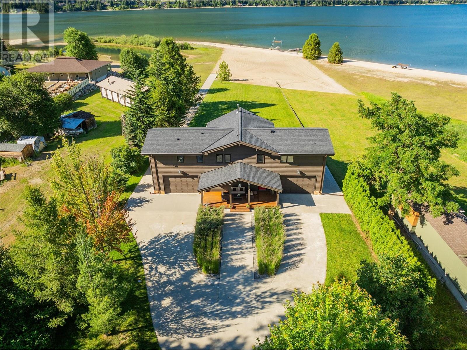 6459 ERINDALE Road, Nelson, British Columbia
