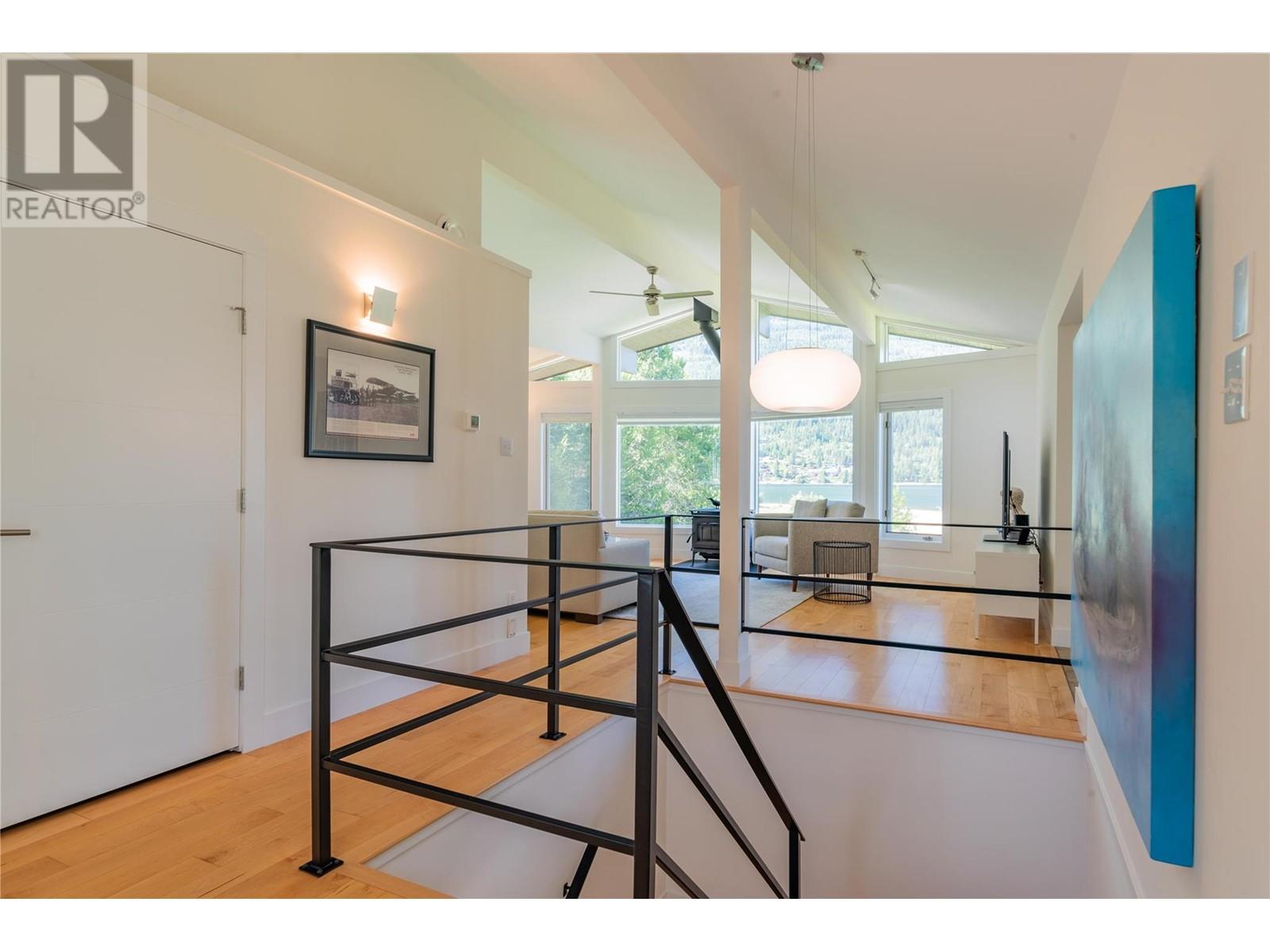 6459 Erindale Road, Nelson, British Columbia  V1L 6P8 - Photo 37 - 10339082
