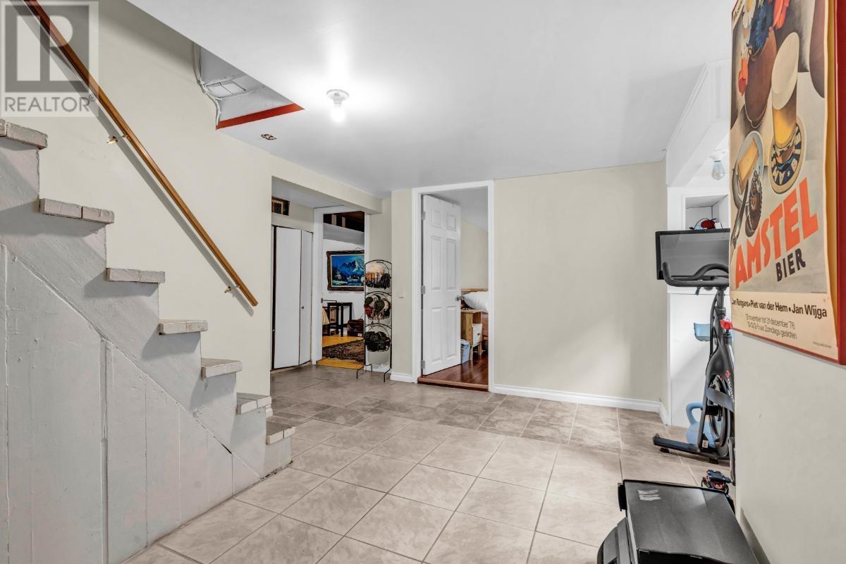 Listing Picture 16 of 34 : 2767 CHARLES STREET, Vancouver / 溫哥華 - 魯藝地產 Yvonne Lu Group - MLS Medallion Club Member