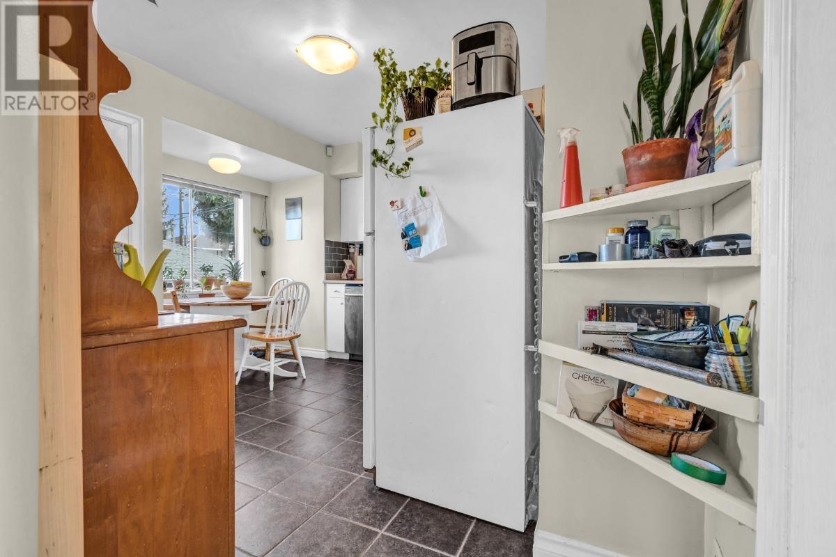 Listing Picture 9 of 34 : 2767 CHARLES STREET, Vancouver / 溫哥華 - 魯藝地產 Yvonne Lu Group - MLS Medallion Club Member