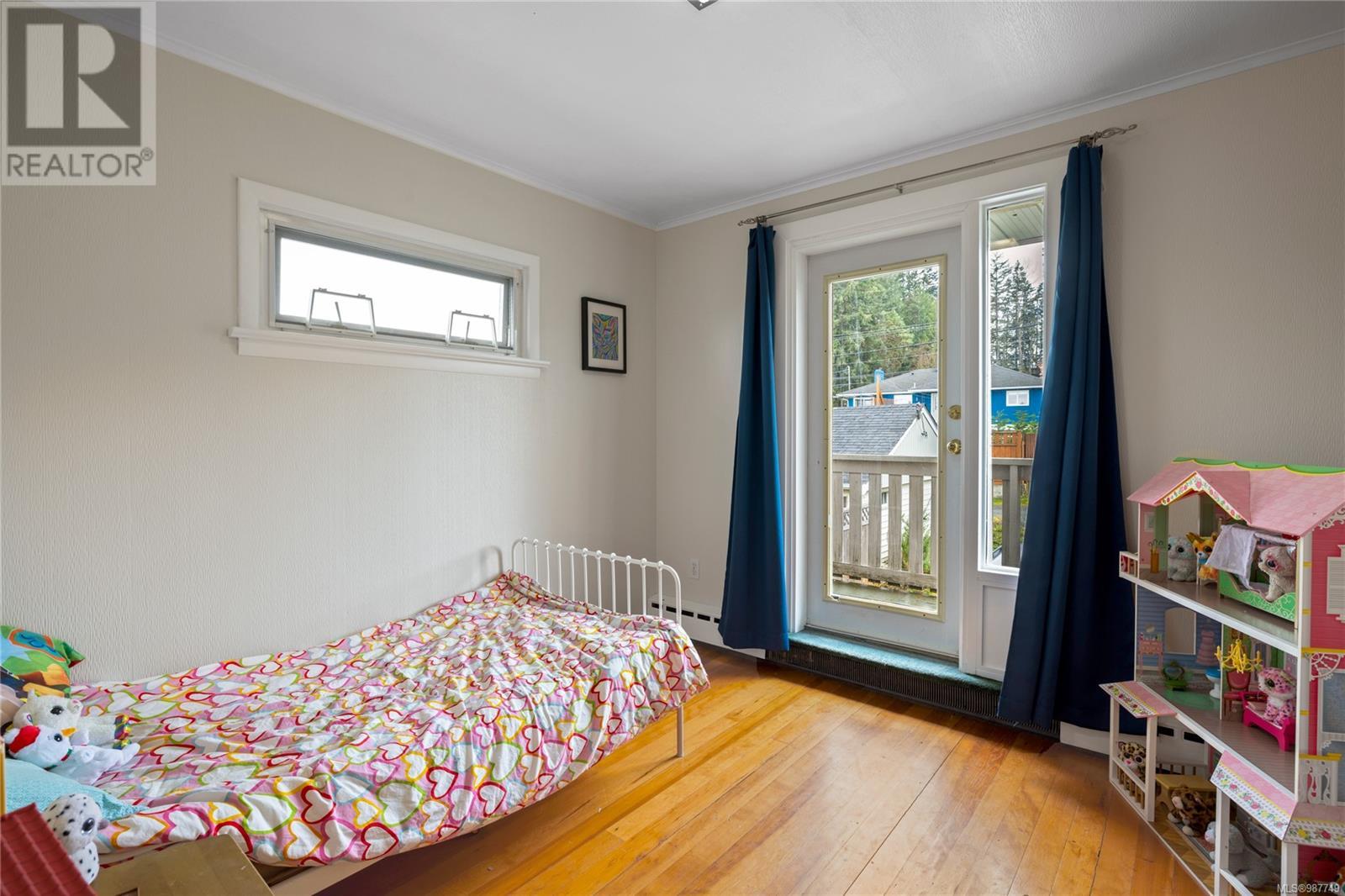 Property at 2936 ALDER St image 1